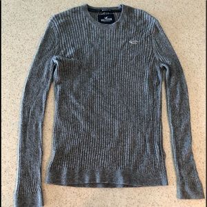 Men’s Hollister muscle fit sweater